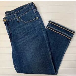 CHICO’s “So Slimming” Ribbon Cuffed Cropped Jeans in Size 12 (2) -- PERFECT FALL